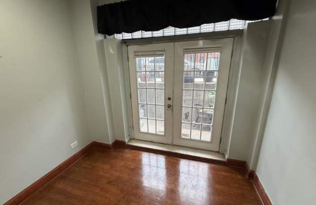 1224 North Cleaver Street, Pulaski Park Gallery 2