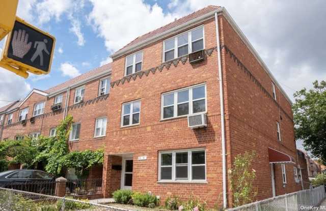 72-19 31st Avenue - 72-19 31st Avenue, Queens, NY 11370