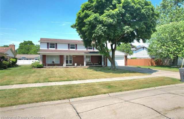 Spacious 4-Bedroom Colonial with Fireplace, Office  Fenced Yard photos photos