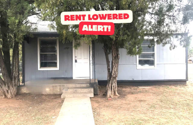 $0 First Month's Rent / $0 Deposit at Move-in photos photos