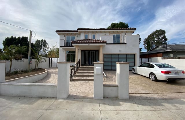 6731 Sunnyslope Avenue - 6731 Sunnyslope Avenue, Los Angeles, CA 91401