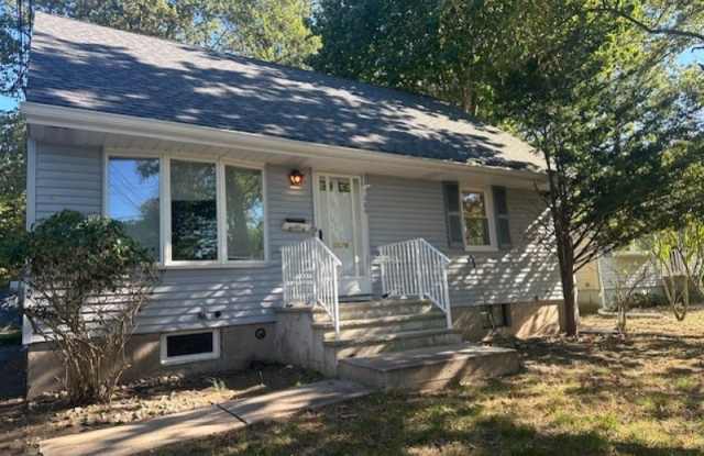 120 Seminole Ave - 120 Seminole Avenue, Oakland, NJ 07436