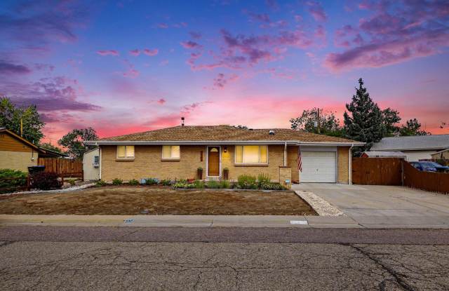 Charming Lamar Heights Ranch with Sauna & Two Garages — Just 2 Miles from Olde Town Arvada Gallery 1