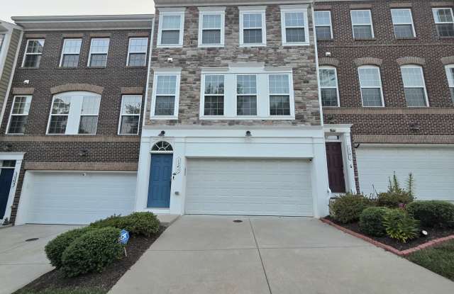 1343 Gilmore St photos photos