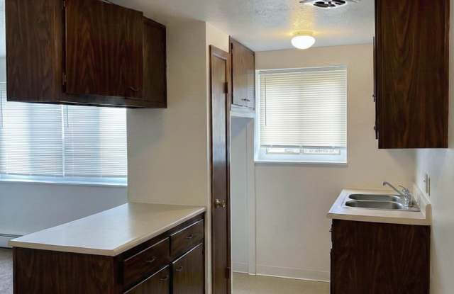 1867 North Taylor Road - 108 Gallery 3