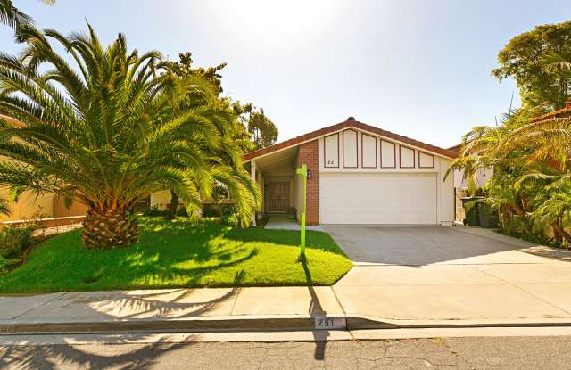 251 Chapalita Drive Gallery 2