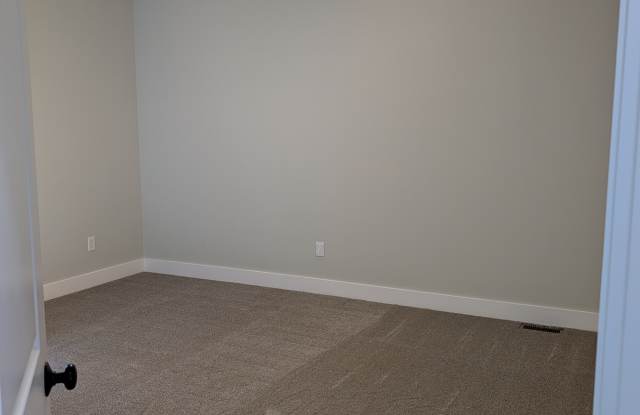 43 Robbins Circle photos photos