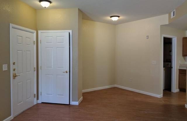 5755 N Genoa Way #14-103, Aurora, CO 80019-2087, Gallery 2