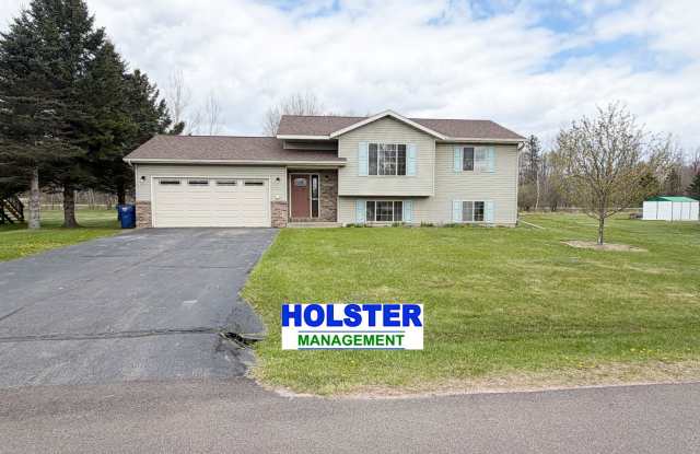 4-Bedroom, 2-Bath Raised Ranch Home in Weston Near Sandhill Meadows Park photos photos