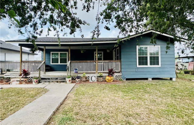 1505 Main Drive photos photos