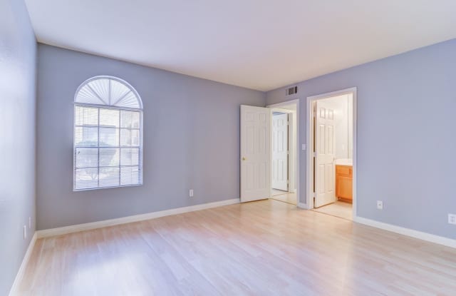 2974 Juniper Hills Boulevard Unit#101, Las Vegas, Nevada 89142 photos photos