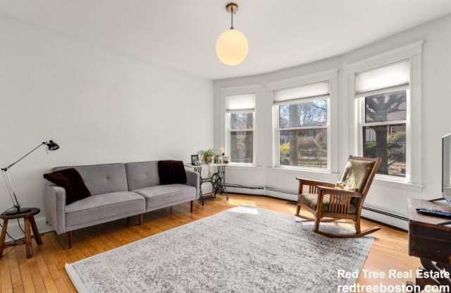 75 Brook St. photos photos