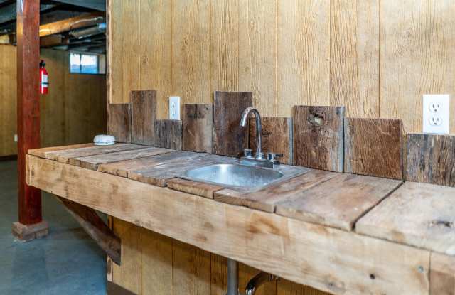 Large 3 bedroom 2 bath house photos photos