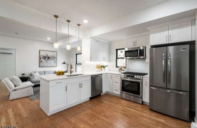 167-2 Harrison Ave photos photos
