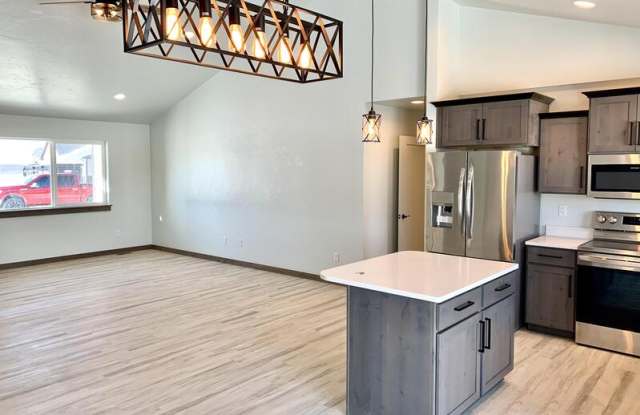 2941 Bullfrog Court - B Gallery 4