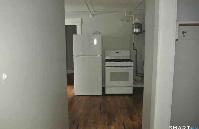 549 Howe Avenue Gallery 3
