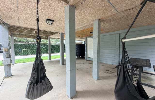 406 Channel Drive Gallery 2