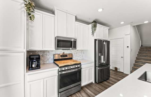 7204 North Decatur BoulevardUnit#5 Gallery 2
