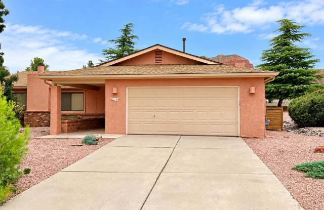 Partially Furnished, 1-Year Long-Term Rental Gallery 1