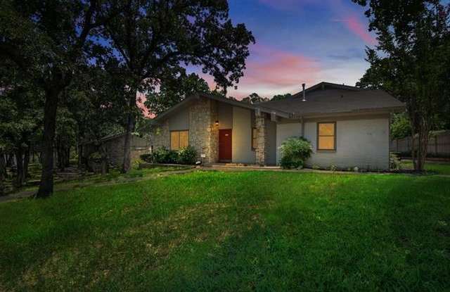 817 N Bowen Road Gallery 3