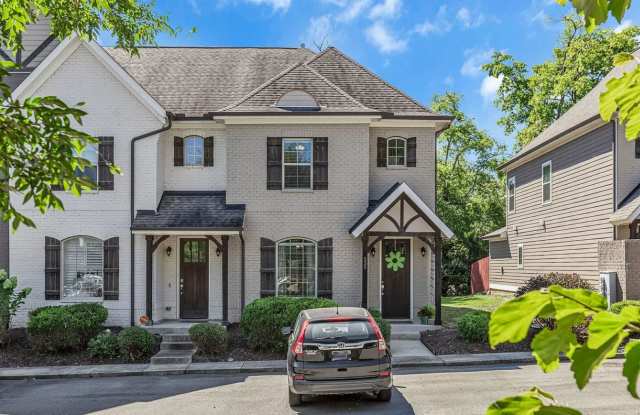 3 Bedroom 3.5 Bath Spacious Townhome - 535 Harpeth Park Drive, Nashville, TN 37221