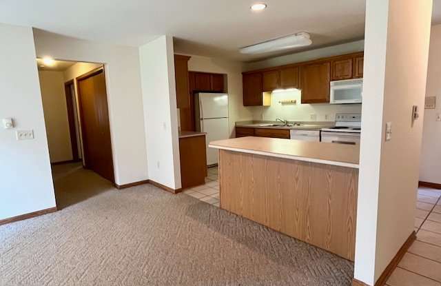 586 North Westmount Drive - 3 photos photos