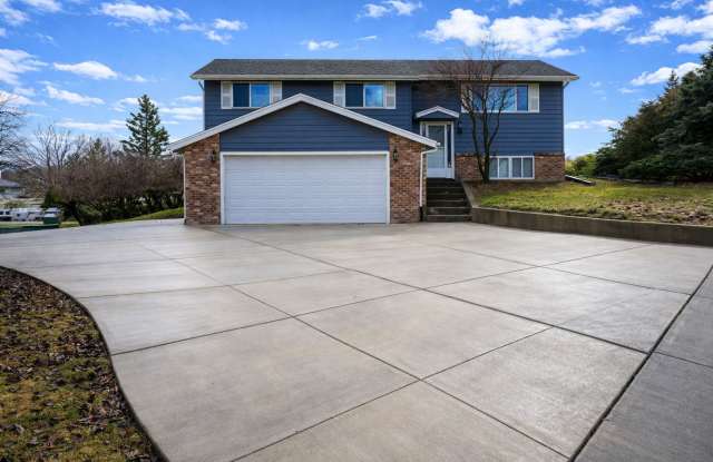 906 Summit Dr Cheney WA 99004 - NuKey Realty  Property Management LLC photos photos