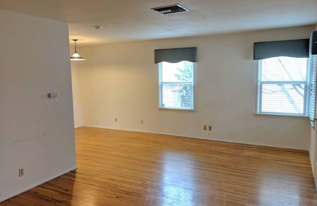1316 W. Amerige Ave. Gallery 3