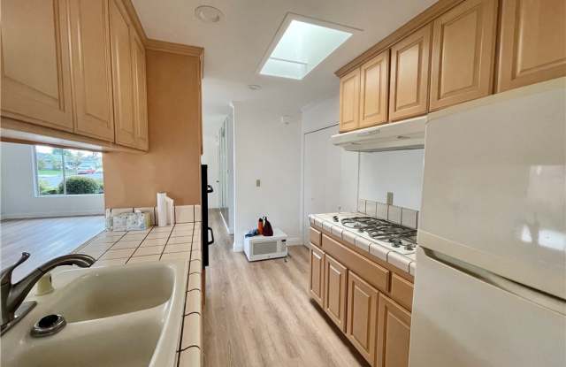 6571 Rome Circle Gallery 4