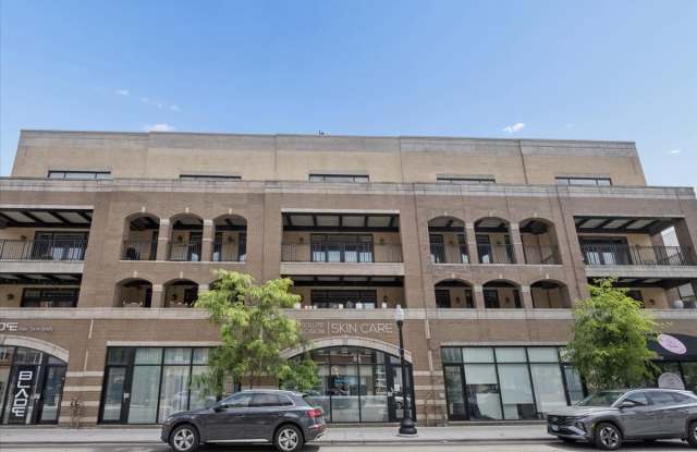 1423 W BELMONT Avenue Gallery 2