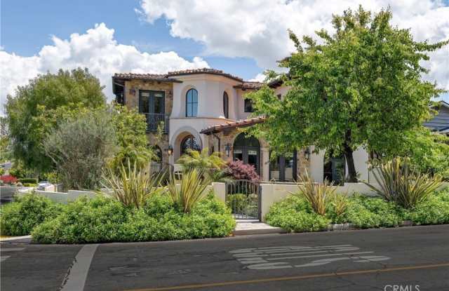 718 N Poinsettia Avenue photos photos