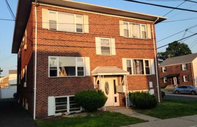 304 Franklin Ave photos photos
