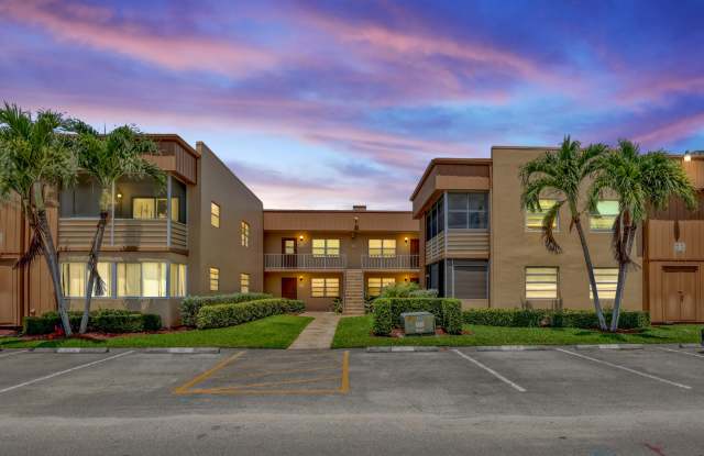 437 Flanders J - 437 Flanders I, Palm Beach County, FL 33484