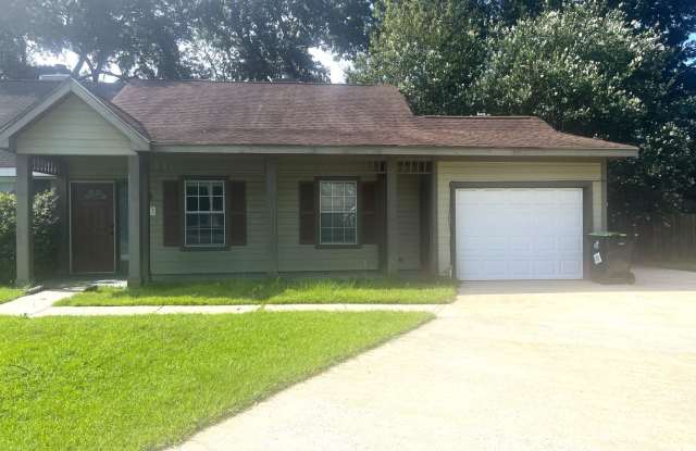 Super Cute 2BD/2B Close to RAFB photos photos