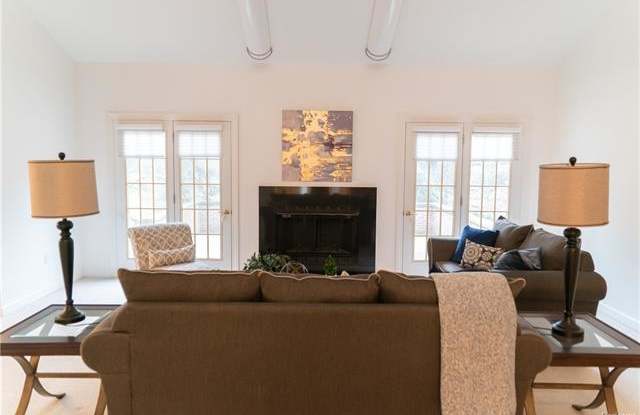 1101 PARK PLACE Court Gallery 4