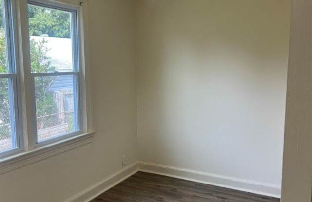 2701 Gordon Street Gallery 4