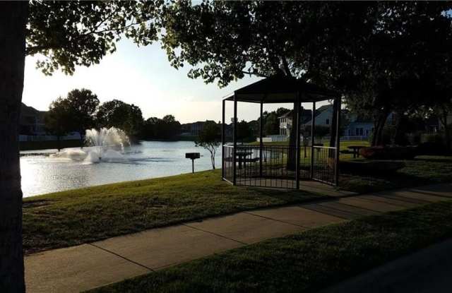 10015 Cedar Lake Drive Gallery 4