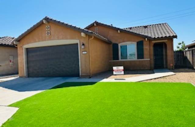 West Madera $2,350 Home for Rent 3/2 Solar Panels, West of Hwy 99. Monte Vista Ave. photos photos