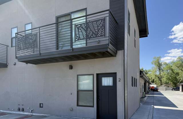 720 N Walnut Street photos photos