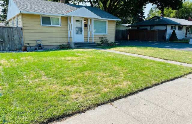 Completely Remodeled Northwest Area 3 Bedroom 1 Bath Rancher photos photos
