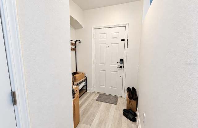 2334 LAKE WOODBERRY Circle Gallery 4