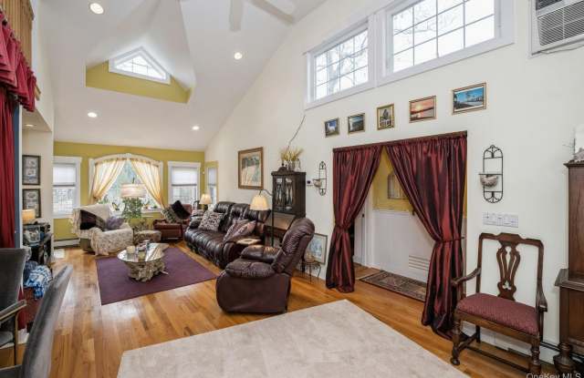 229 Springville Road Gallery 4