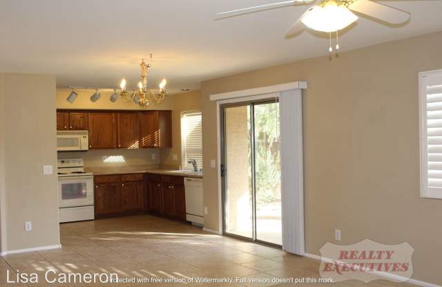2511 W White Feather Ln Gallery 3