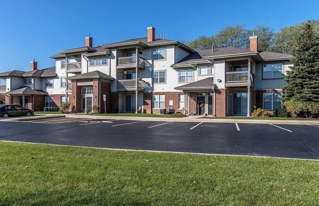 159 Woodlake Boulevard - 159 Woodlake Boulevard, Gurnee, IL 60031