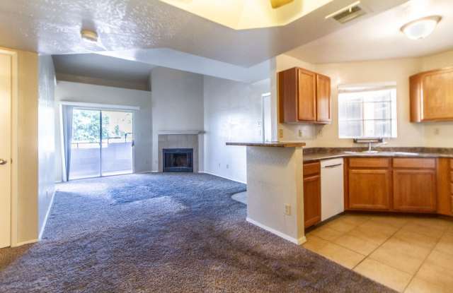 * COMING SOON * Great 2 bed/2 bath Condo in Beautiful North Phx gated community! photos photos