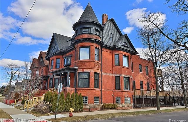 4304 TRUMBULL Street - 4304 Trumbull St, Detroit, MI 48208