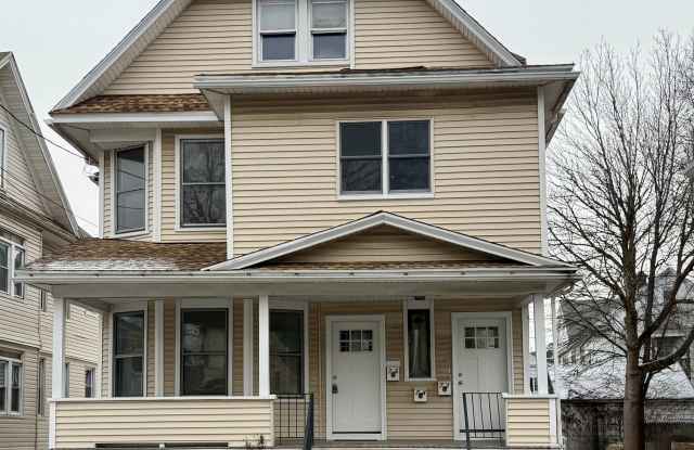 74 Garfield Avenue unit: 1St Floor photos photos