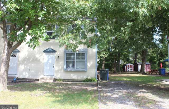 127 HIGGINS DRIVE photos photos