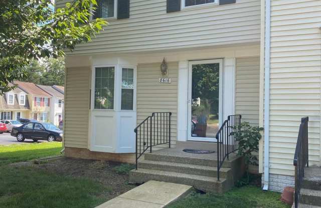 8616 BRAXTED LANE Gallery 2