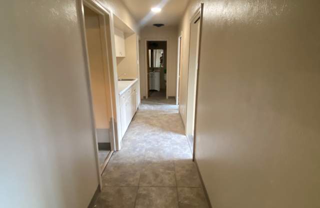 218 East Chuska Street photos photos